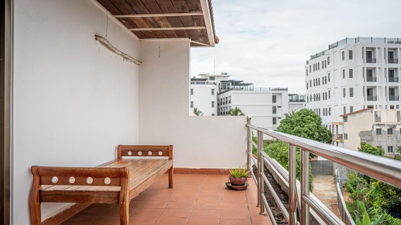 Den Hotel Totonou Siem Reap Dış mekan fotoğraf