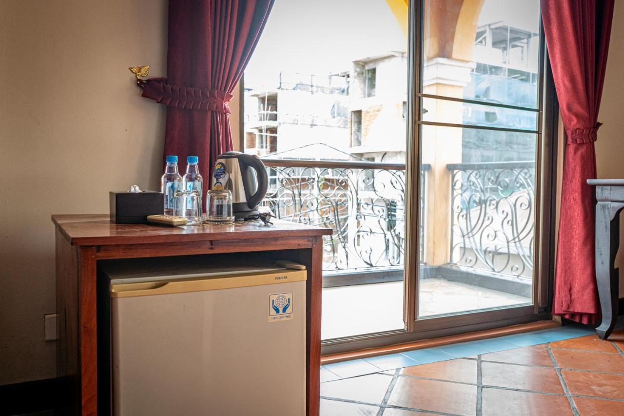 Den Hotel Totonou Siem Reap Dış mekan fotoğraf