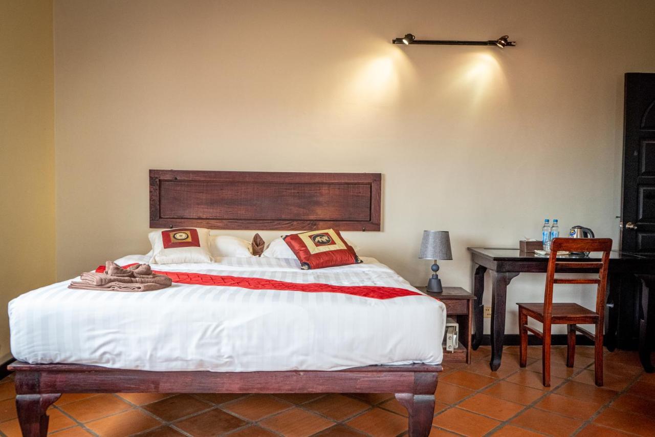 Den Hotel Totonou Siem Reap Dış mekan fotoğraf
